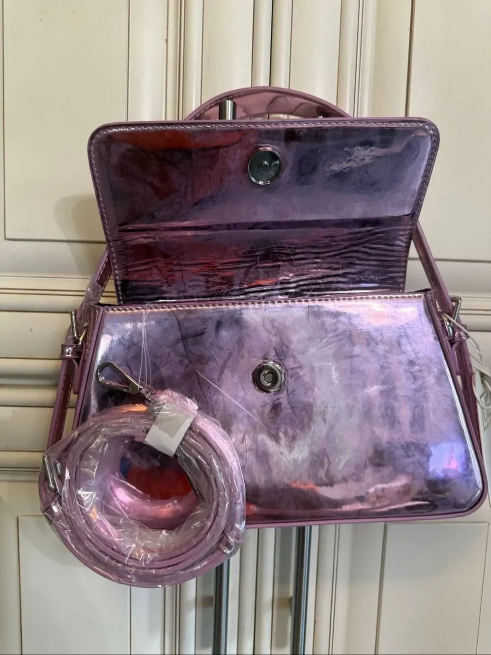 Urban Expressions Women's Metallic Donna Crossbody Purse Handbag Pink NWT